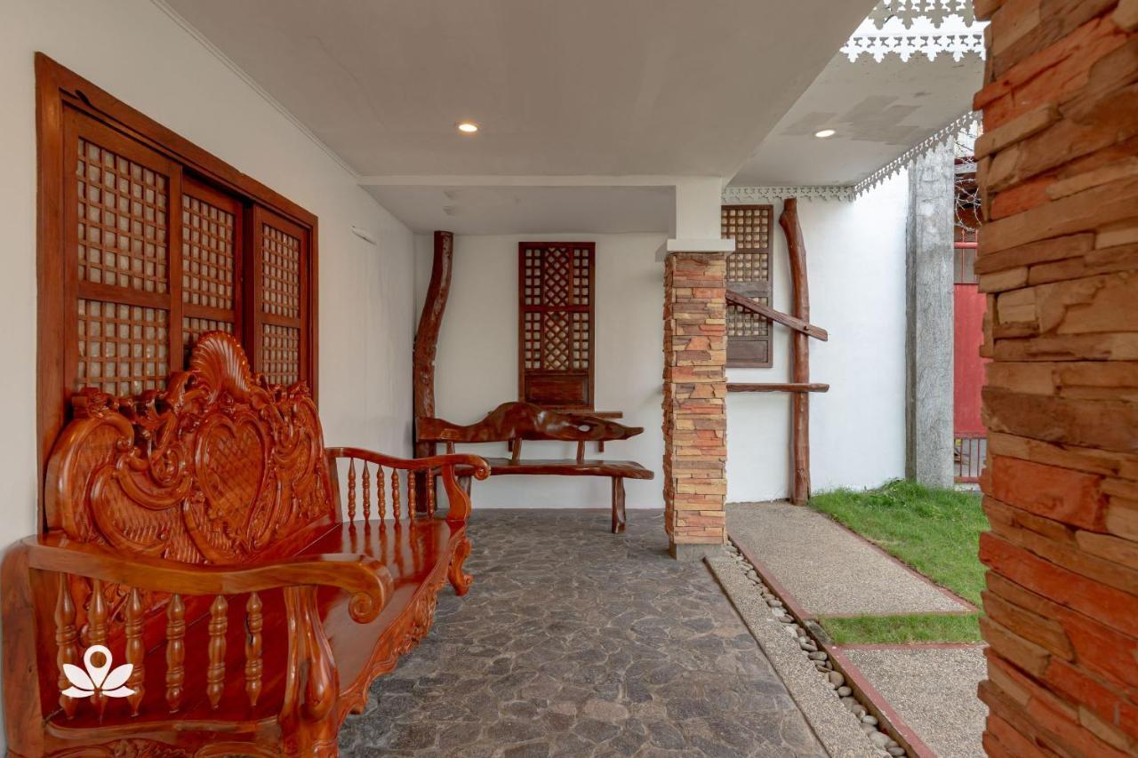 Zen Rooms Casa Lorenzo Legazpi Extérieur photo