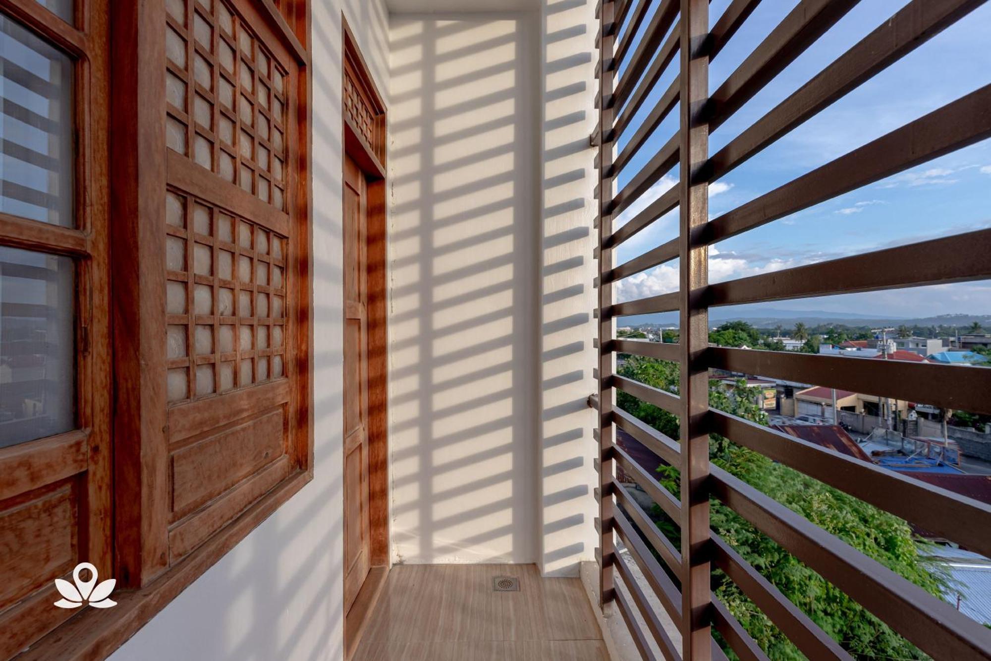 Zen Rooms Casa Lorenzo Legazpi Extérieur photo